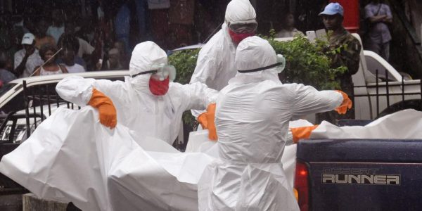 Plus de 100'000 cas d'Ebola d'ici décembre, selon une projection