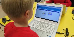 Ecole : de l'algo et de la programmation en maths et en techno