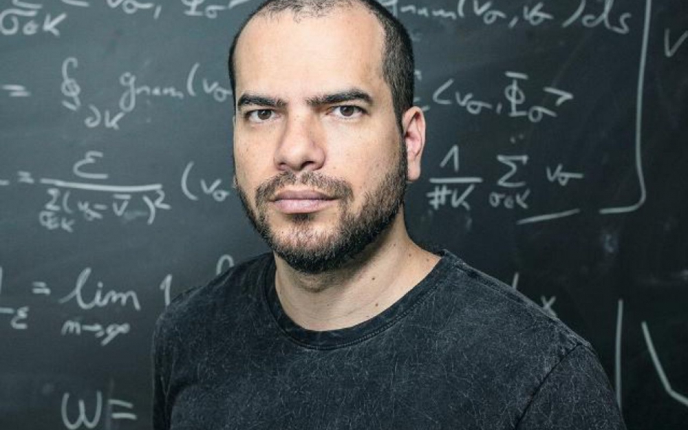 On les enseigne d'une façon qui ne fait pas rêver, affirme le mathématicien Artur Avila