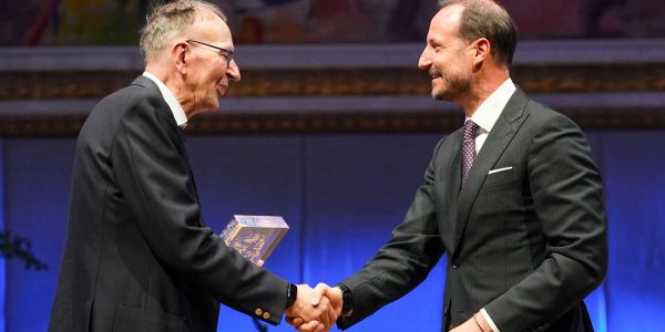 Le prince héritier Haakon remet le prestigieux prix Abel de mathématiques