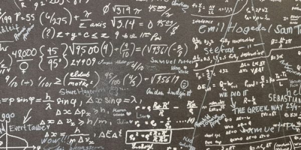 MEGAVOLT : reconstruire le pont entre mathématiques et informatique